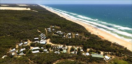 Happy Valley - Fraser Island - QLD T (PBH4 00 16230)